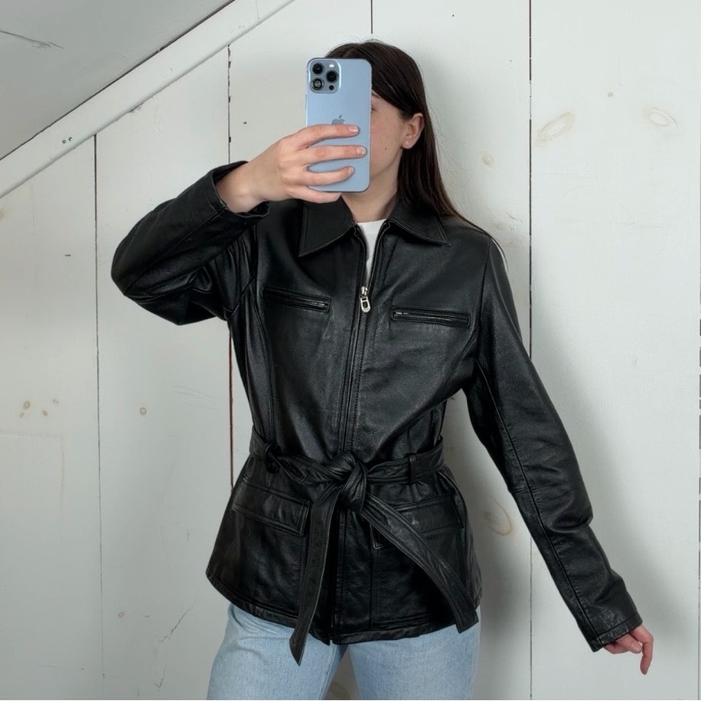 Black belted jacket - Picture 6 of 10